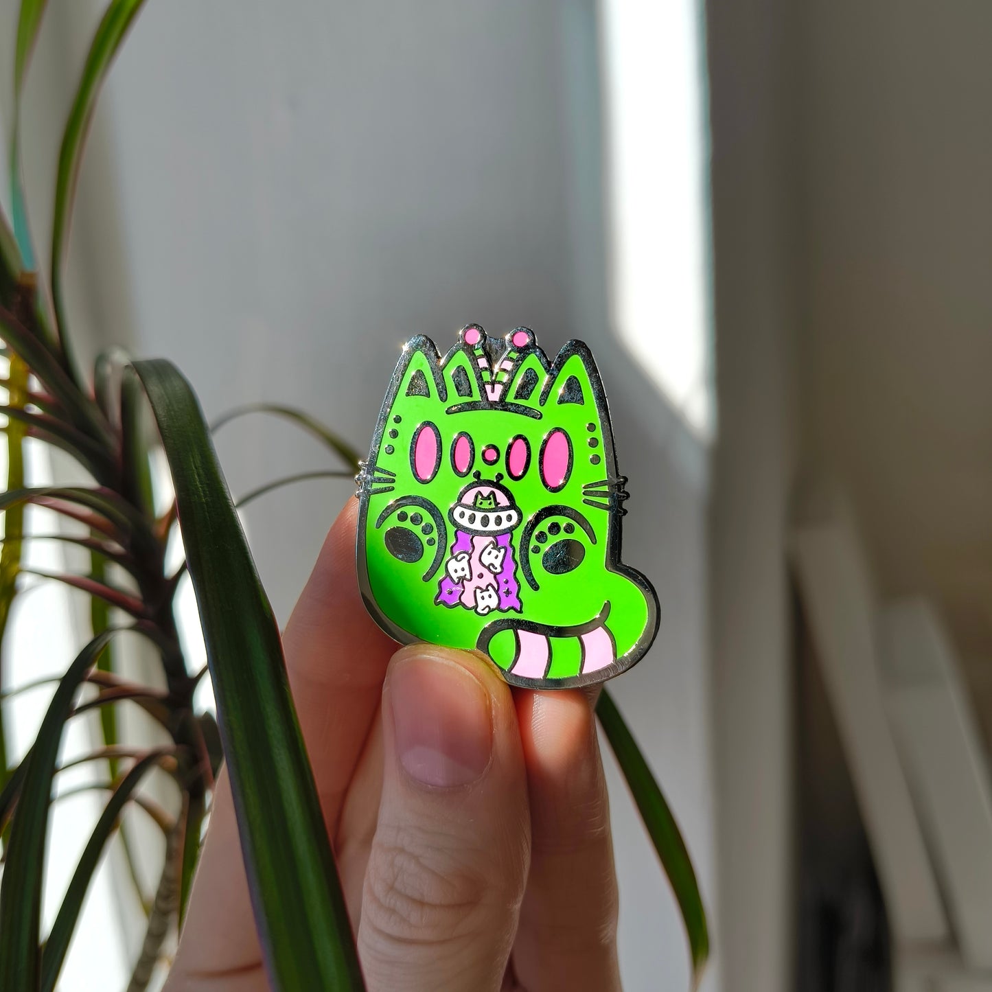 UFO CAT enamel pin companion :3