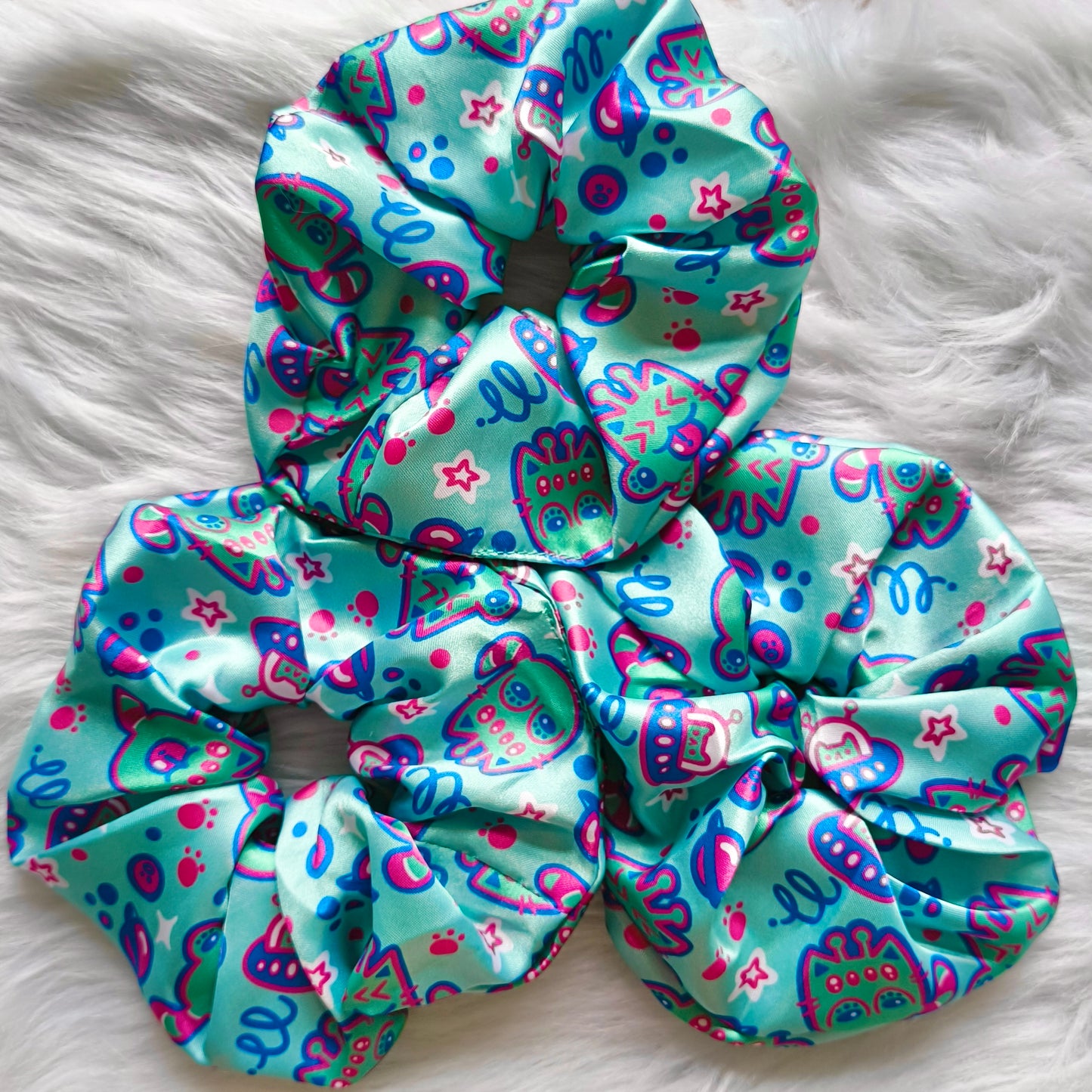 UFO CAT scrunchie