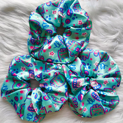 UFO CAT scrunchie