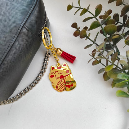LUCKY CAT enamel keychain :3