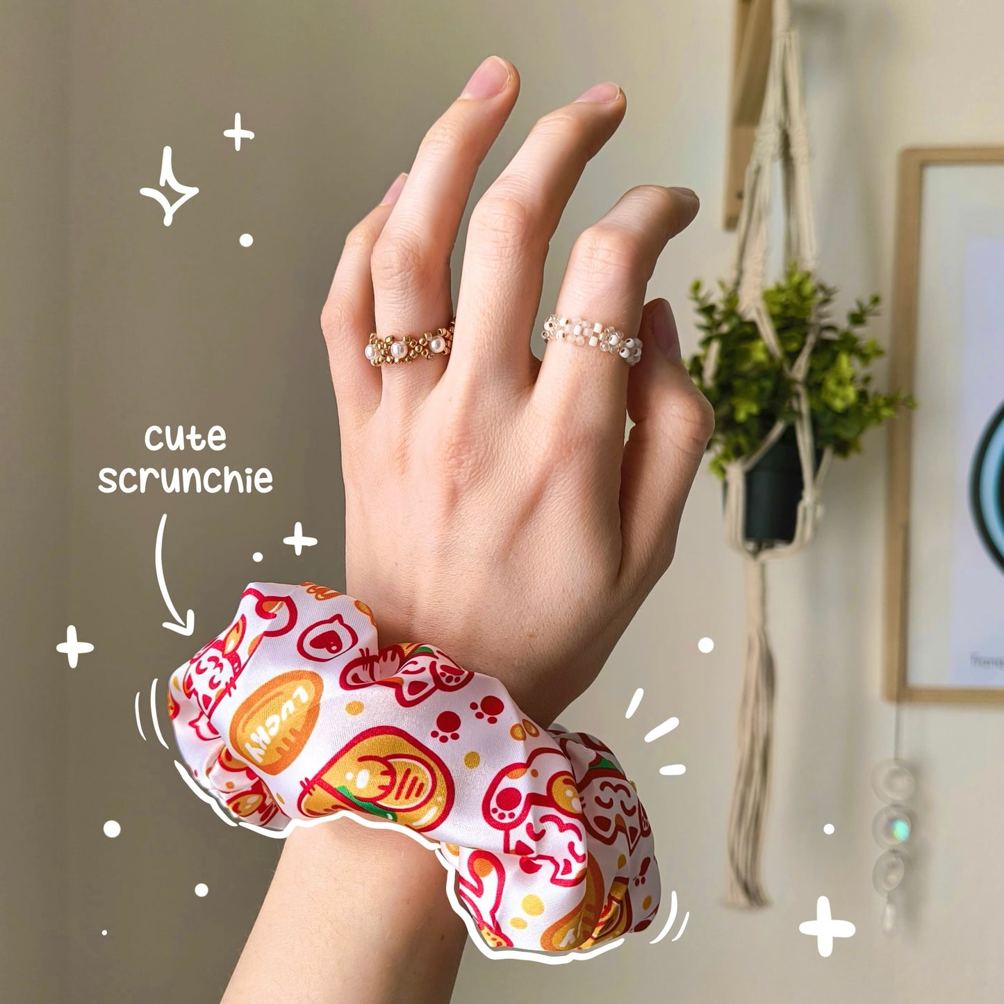 LUCKY CAT scrunchie