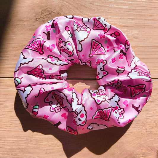 SAKURA CAT scrunchie