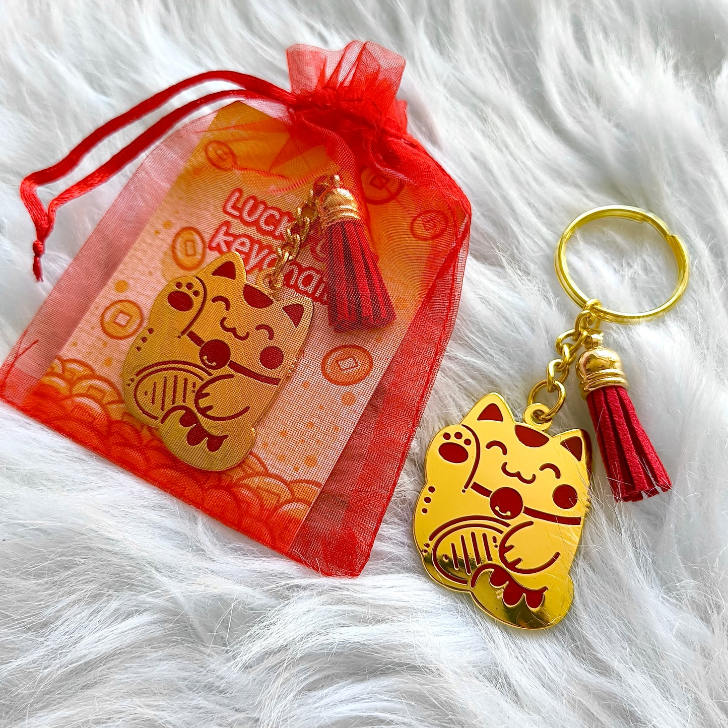 LUCKY CAT enamel keychain :3